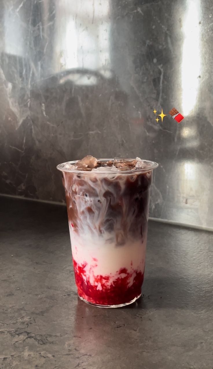 Ice Pink Chocolate Latte